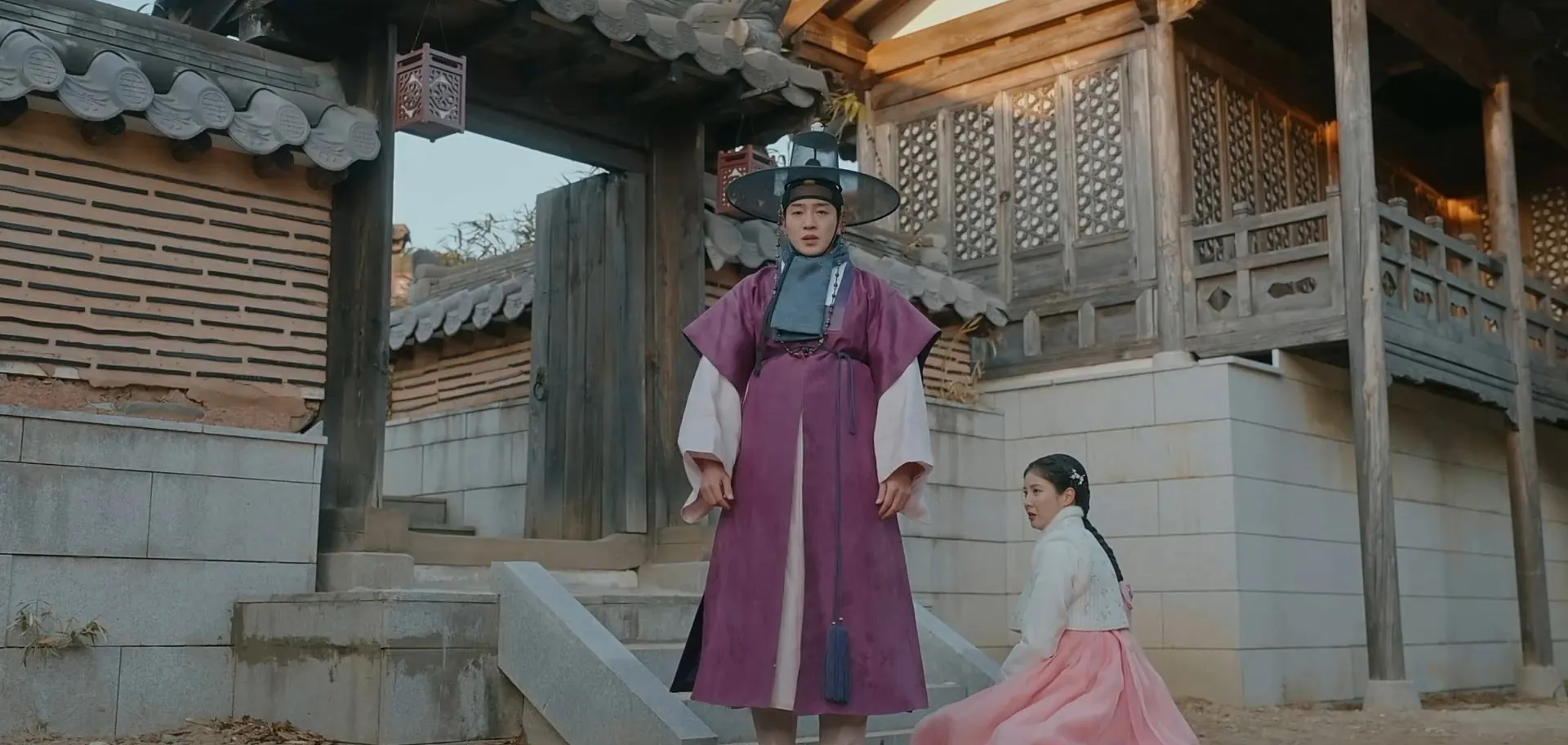 ดูซีรี่ย์ออนไลน์ ตื่นมาอีกทีก็มีพระเอกนอนอยู่ข้าง ๆ